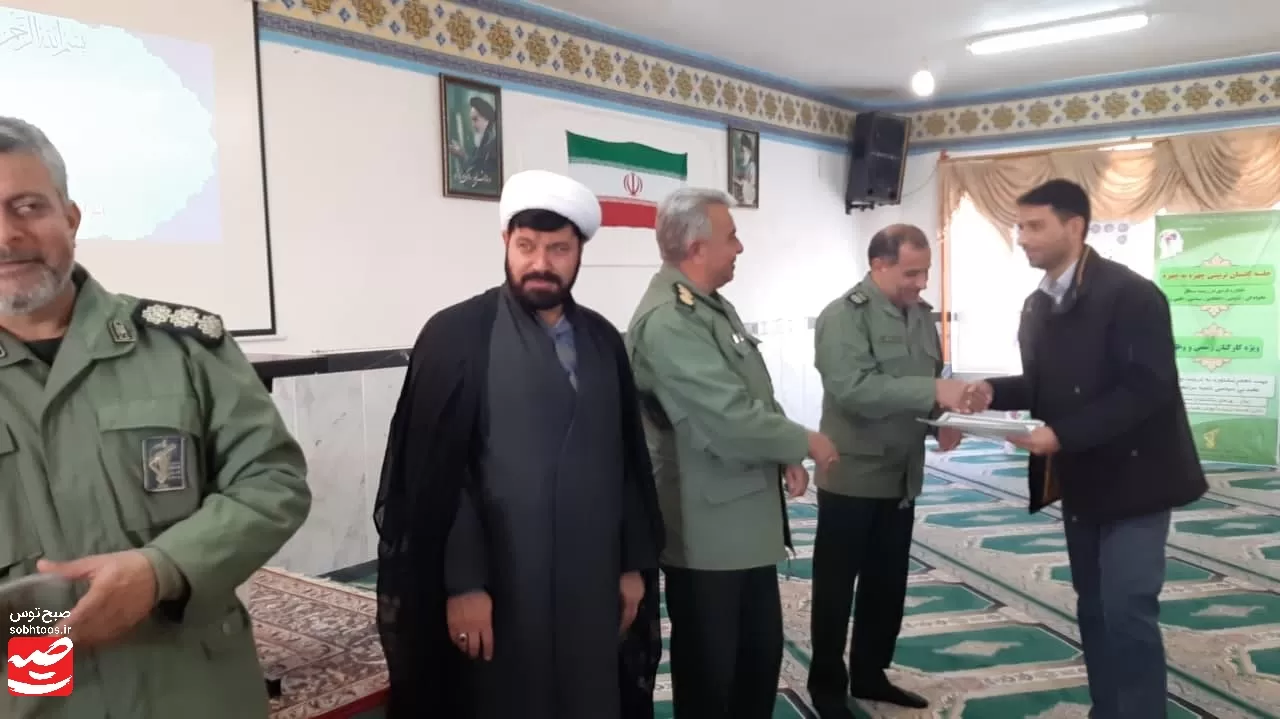 تجلیل از برگزیدگان جشنواره مالک‌اشتر در کاشمر