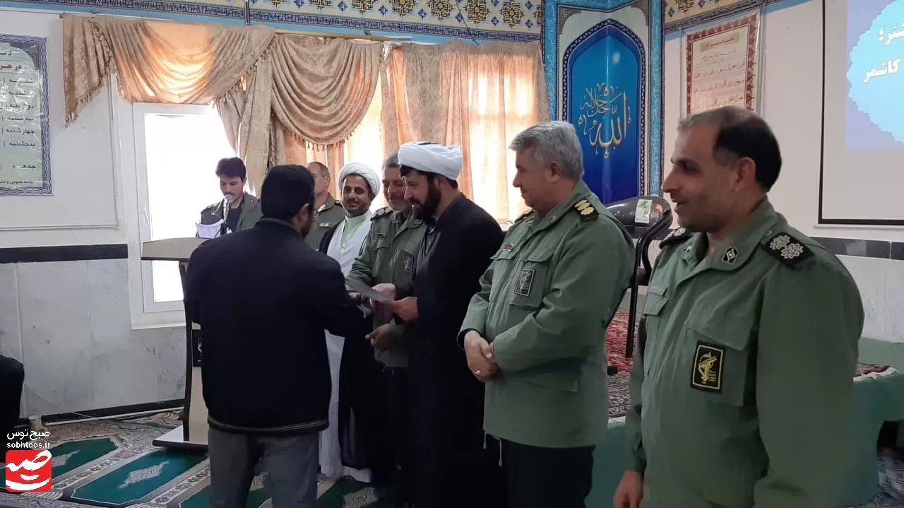 تجلیل از برگزیدگان جشنواره مالک‌اشتر در کاشمر