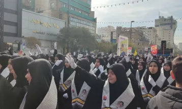 مرگ بر آمریکا صدای واحد دانش‌آموزان مشهدی