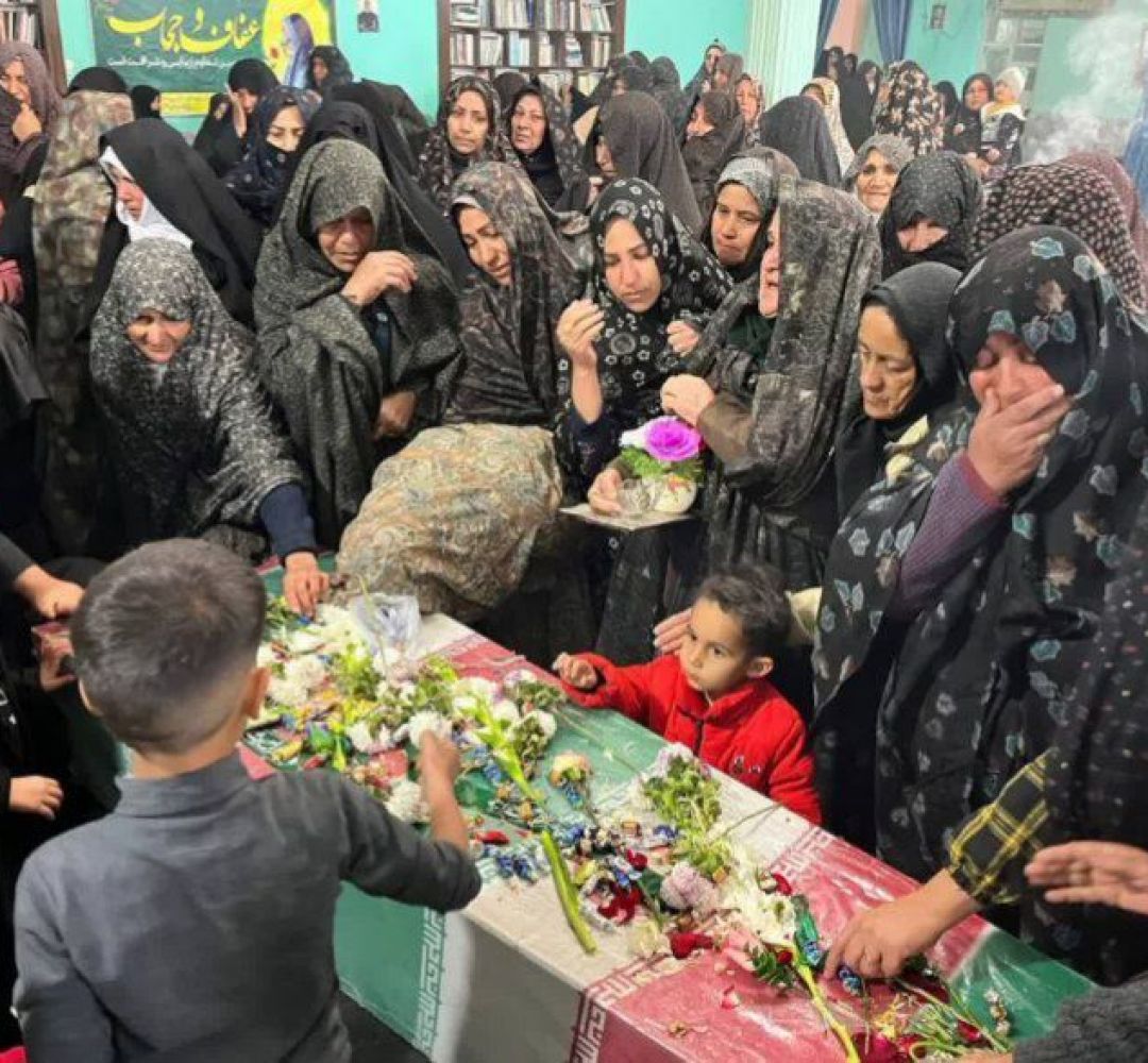 مراسم وداع با پیکر پاک شهید خوشنام در گناباد