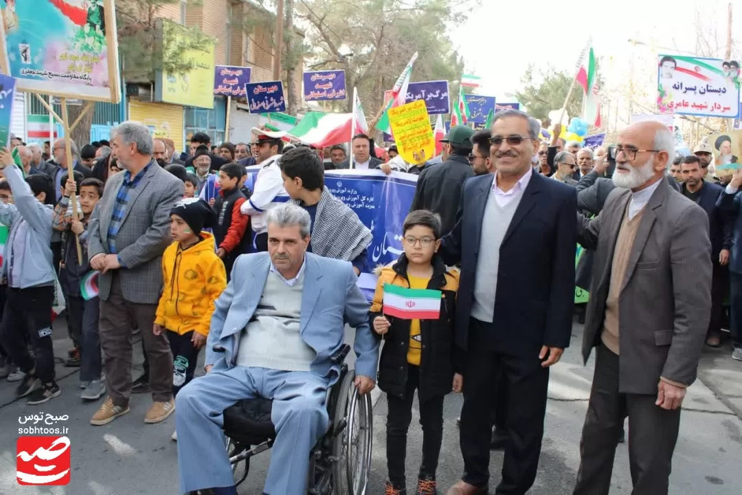خروش مردم خلیل‌آباد در راهپیمایی ۲۲ بهمن