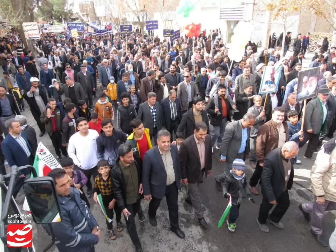 خروش مردم خلیل‌آباد در راهپیمایی ۲۲ بهمن