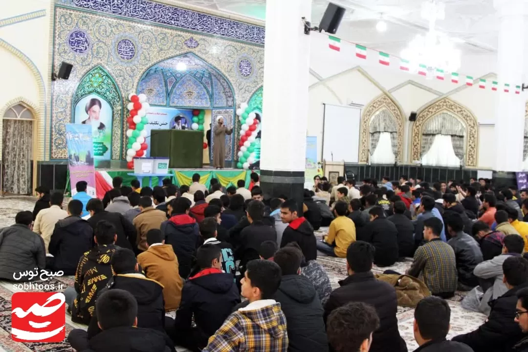 برگزاری جشن تکلیف سیاسی رأی اولی‌های کاشمر