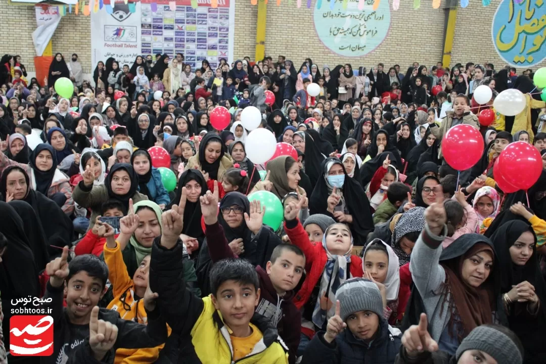 میدان‌داری دهه نودی‌های خلیل‌آباد در اجتماع «فرمانده مهدی»