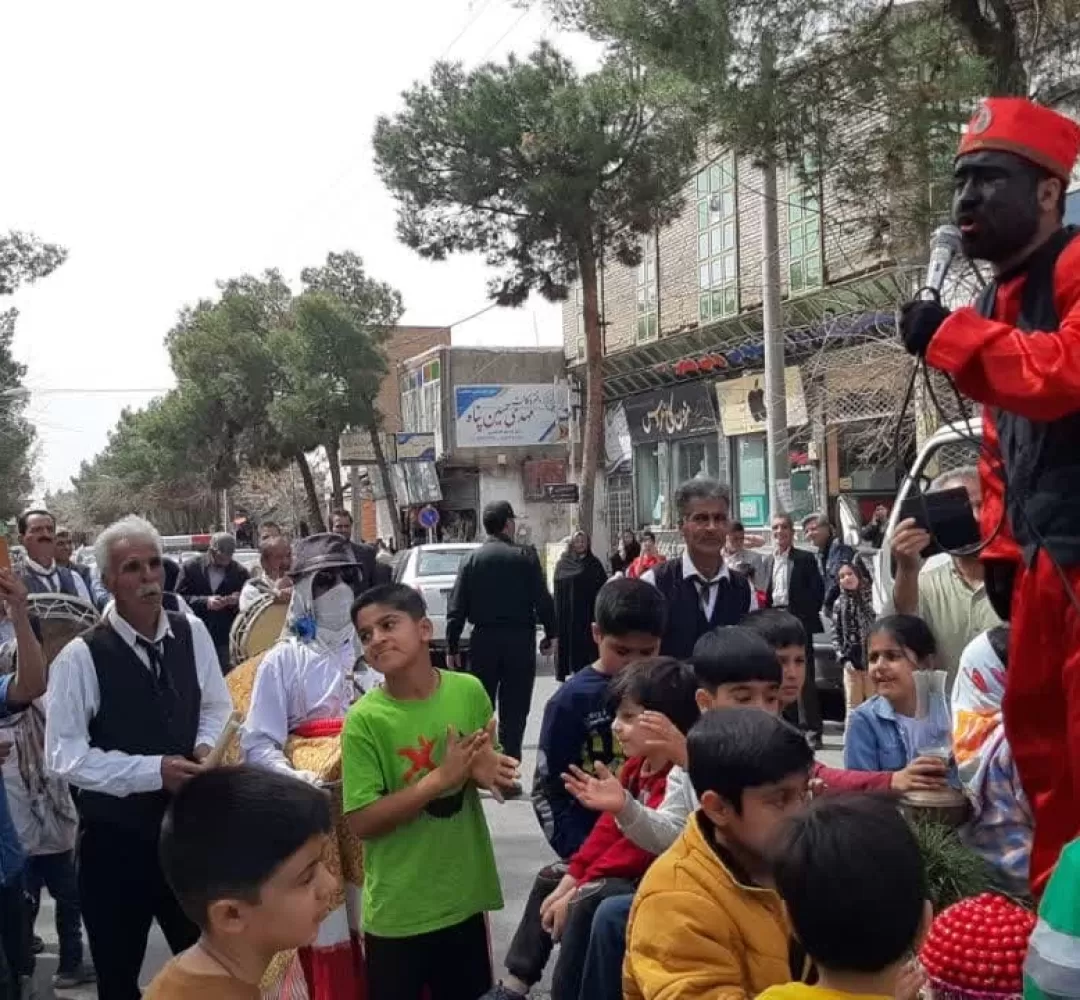 استقبال از نوروز با کارناوال شادی در خلیلآباد