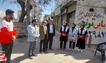 حال و هوای ایستگاه هلال‌احمر در ورودی خلیل‌آباد