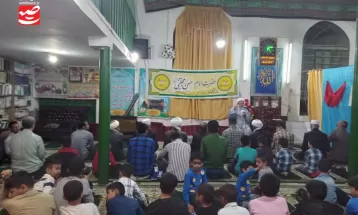محفل انس‌با‌قرآن و برپایی «سفره‌ کریمانه» در سرخس