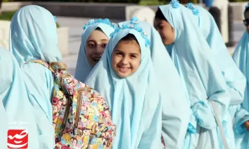 برگزاری جشن ۱۲۰۰ دانش‌آموز روزه اولی‌های دختر کاشمری