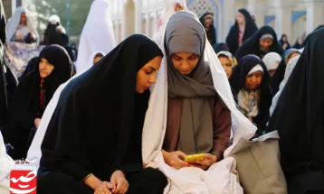 نماز عید فطر کاشمر در زیارتگاه شهید مدرس