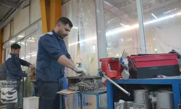کارگران، کارگردانان چرخه تولید
