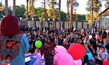جشن بزرگ دختر ایران در خلیل‌آباد برگزار شد