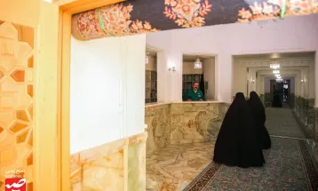 حال و هوای کفشداری‌های حرم مطهر رضوی