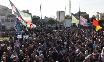 حضور بی‌نظیر مشهدی‌ها دربزرگداشت شهادت آیت‌الله رئیسی