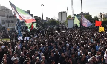 حضور بی‌نظیر مشهدی‌ها دربزرگداشت شهادت آیت‌الله رئیسی