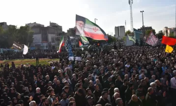 حضور بی‌نظیر مشهدی‌ها دربزرگداشت شهادت آیت‌الله رئیسی