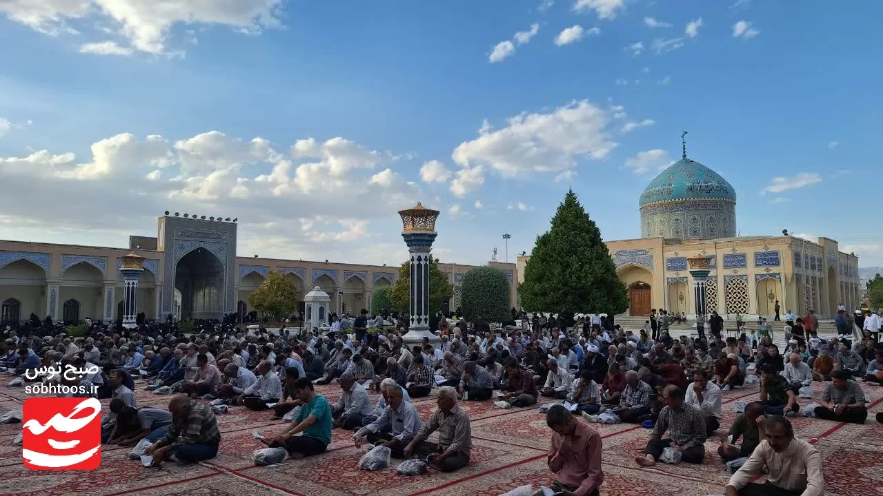 دعای عرفه در زیارتگاه شهید مدرس (ره) کاشمر