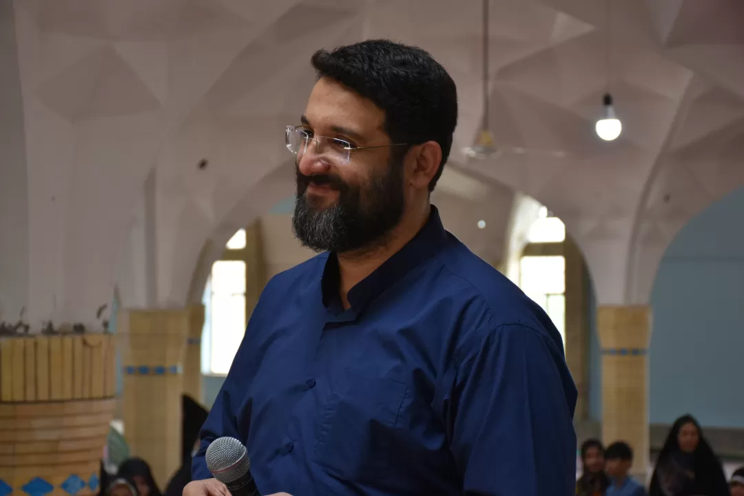 هم‌خوانی سرود سلام فرمانده در قوچان