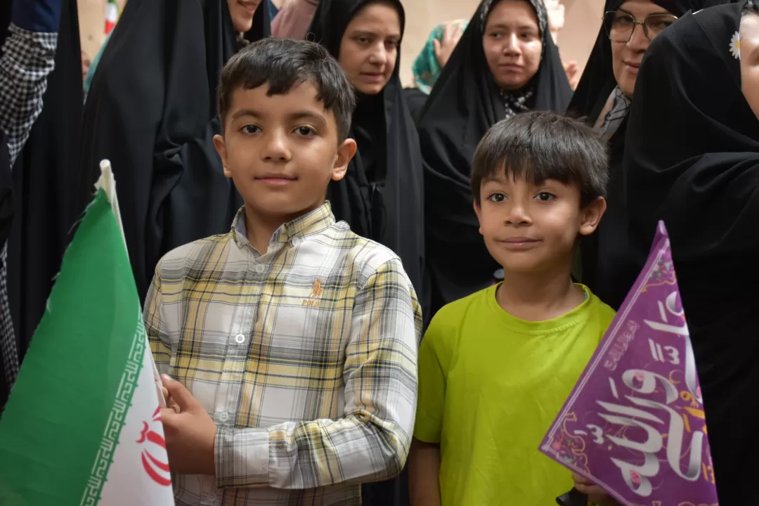 هم‌خوانی سرود سلام فرمانده در قوچان