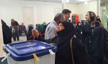 حضور مردم کاشمر در ساعات اولیه رأی‌گیری