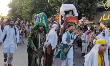 ورود کاروان نمادین امام رضا (ع) به نیشابور