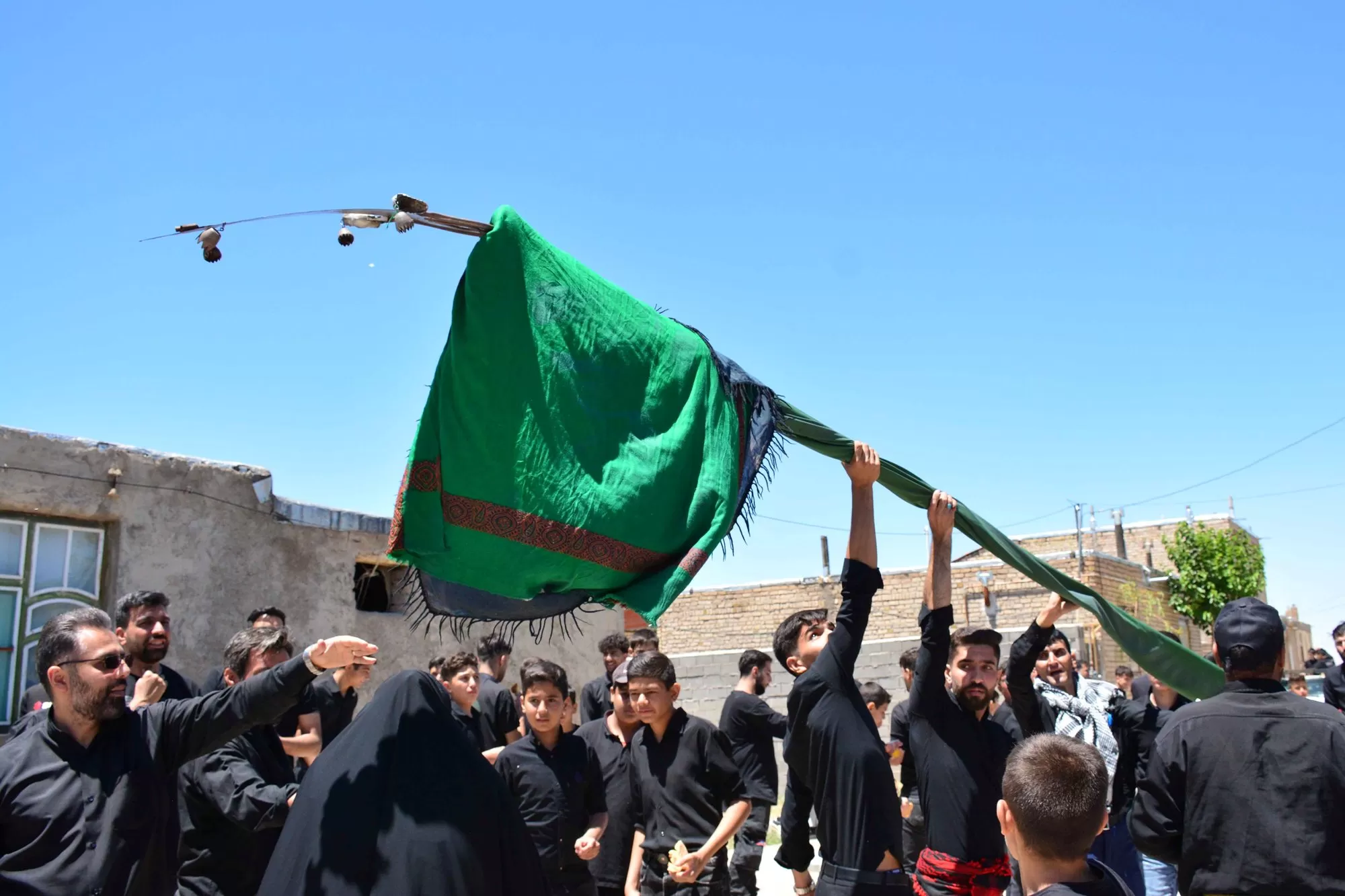 سنت علم گردانی در روستای علی آباد قوچان