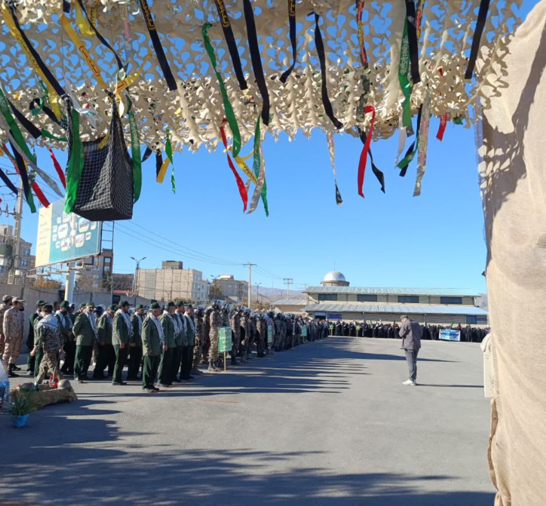 نمایش اقتدار  ۱۰۰۰ بسیجی در طرقبه شاندیز