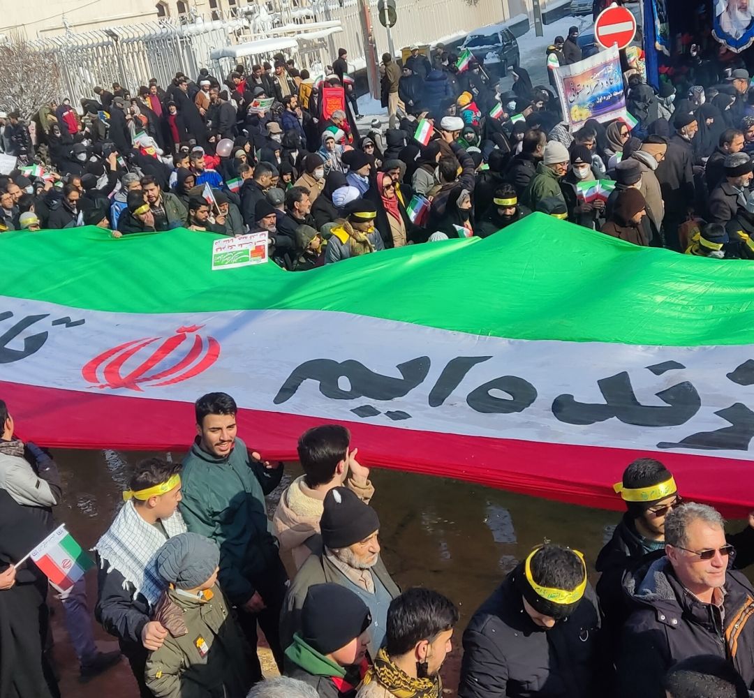 راهپیمایی مردم همیشه در صحنه نیشابور در ۲۲بهمن
