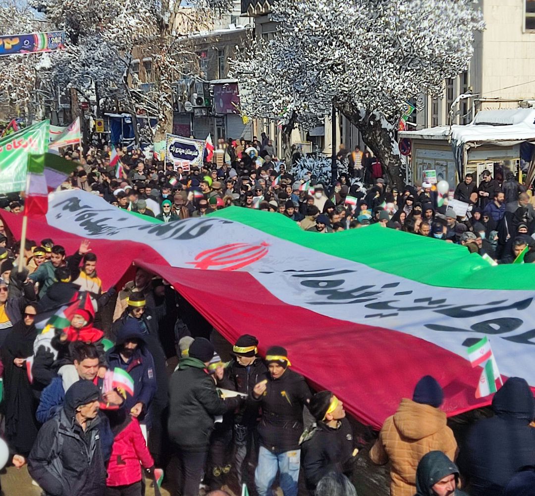 خروش صاحبان انقلاب در میانهی میدان