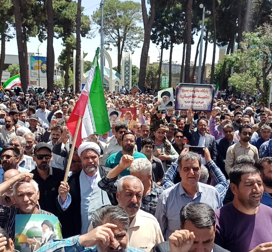 تا نابودی رژیم غاصب عقب نمی‌نشینیم