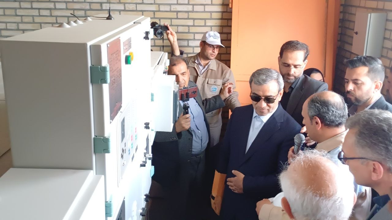 نیروگاه ۶ مگاواتی خورشیدی سیمان زاوه افتتاح شد