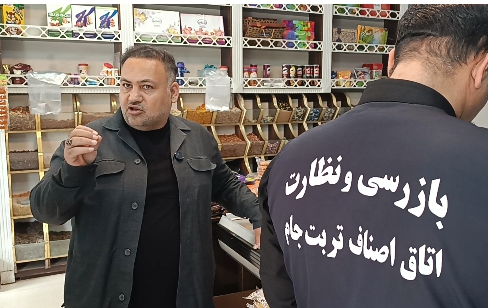 پلمپ دو واحد متخلف صنفی در تربت‌جام