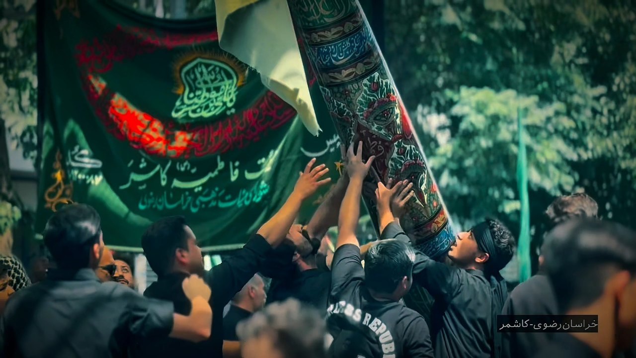 اشک و ارادت در کوچه‌های عاشورایی کاشمر