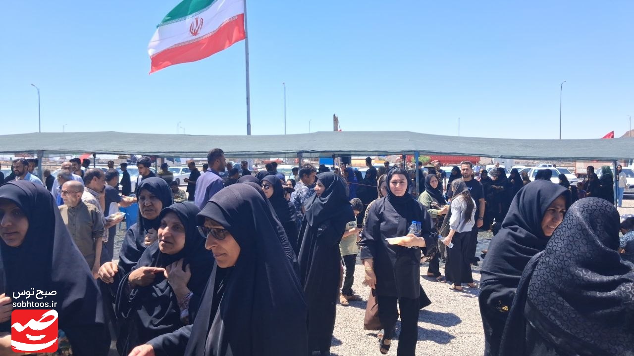 موکب‌های بجستان میزبان زائران تشییع رهبر شهید هستند