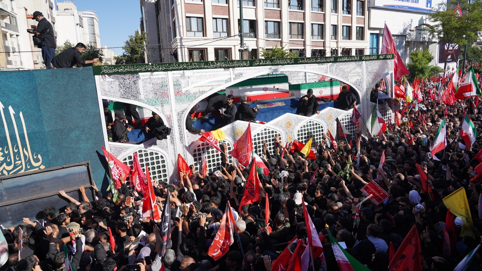 مشهد در قاب یک روز تاریخی