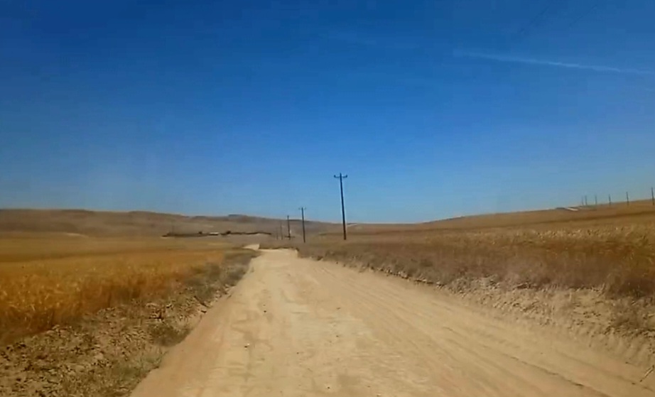 جاده روستای زالوغال سرخس در انتظار بهسازی