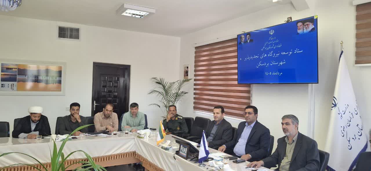 ظرفیت‌های انرژی تجدیدپذیر نباید معطل بماند
