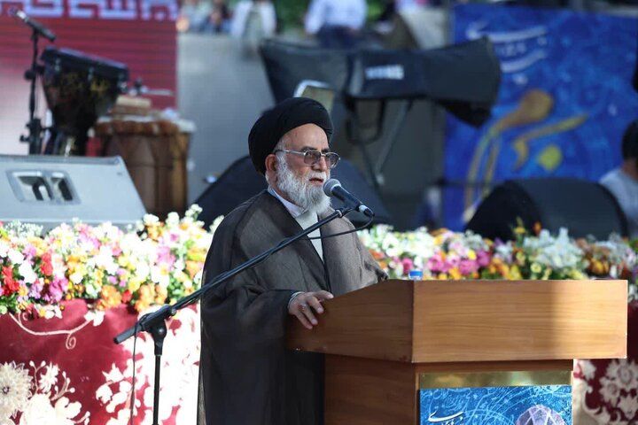 مبارزه فرهنگی امام رضا(ع) مأمون را رسوا کرد