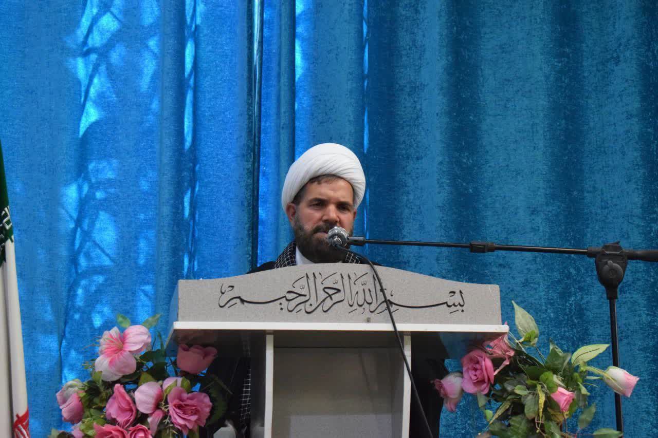بی‌حجابی نباید عادی شود