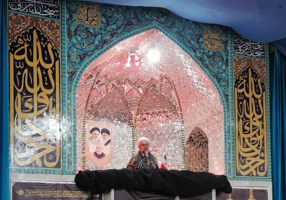 مساجد باید همگام با جوانان و فناوری باشند