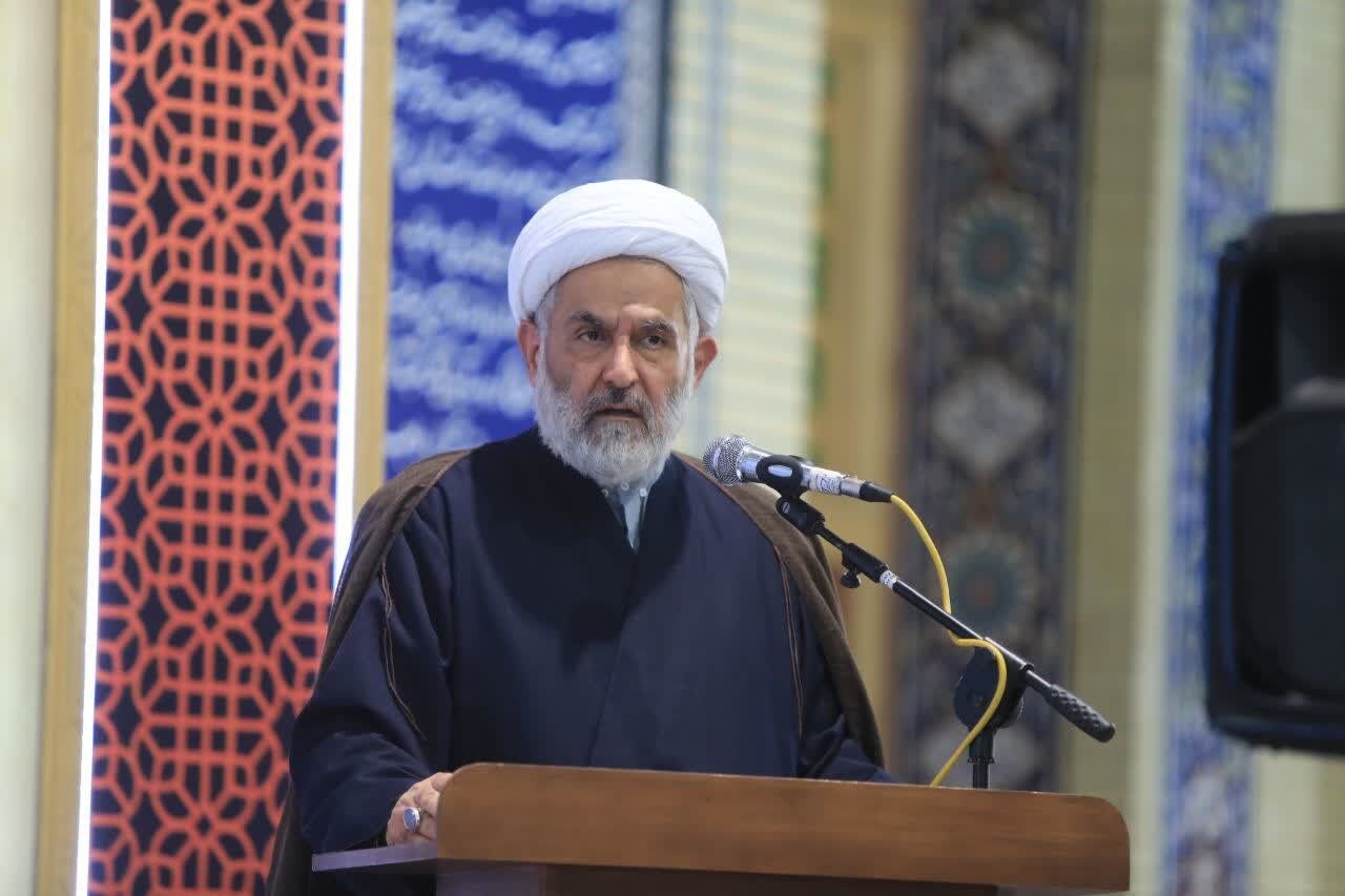 مشق عشق از ایران مقتدر تا صحن جمکران