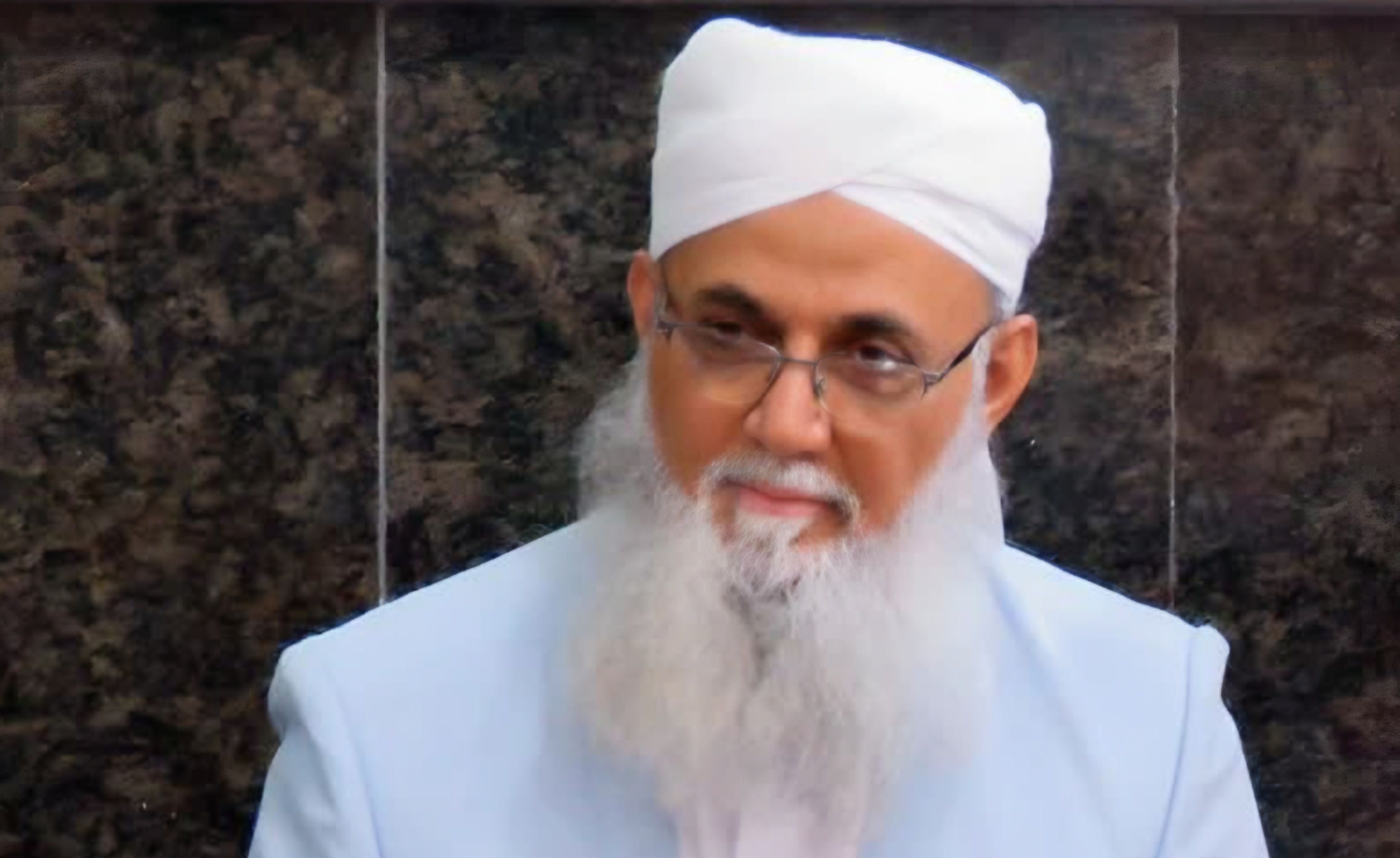 وحدت مسلمانان ضامن بقای عزت امت اسلامی