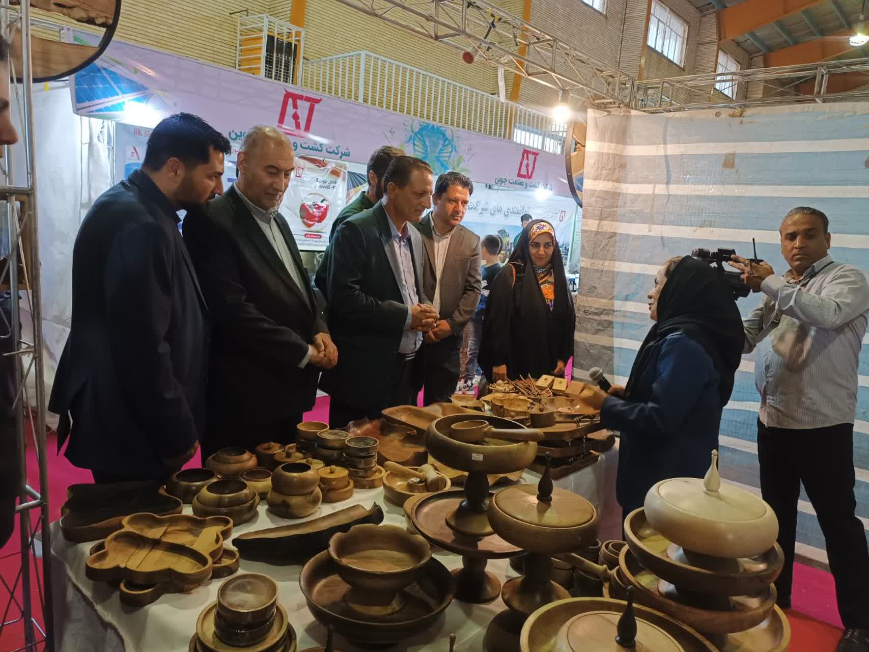 افتتاح نمایشگاه منطقه‌ای غرب خراسان رضوی در جوین