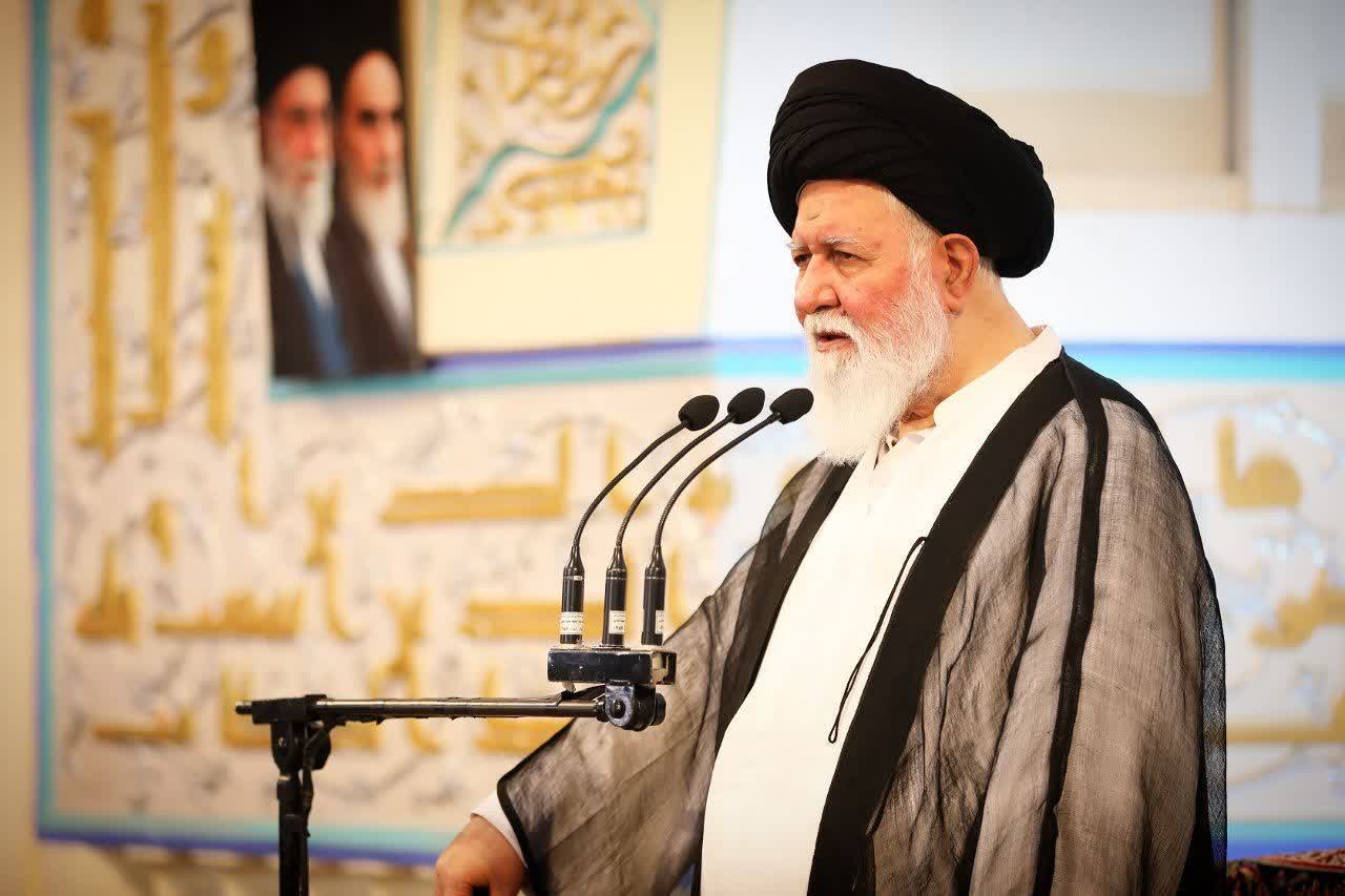 همه فعالیت‌های دیپلماسی باید تابع میدان باشد