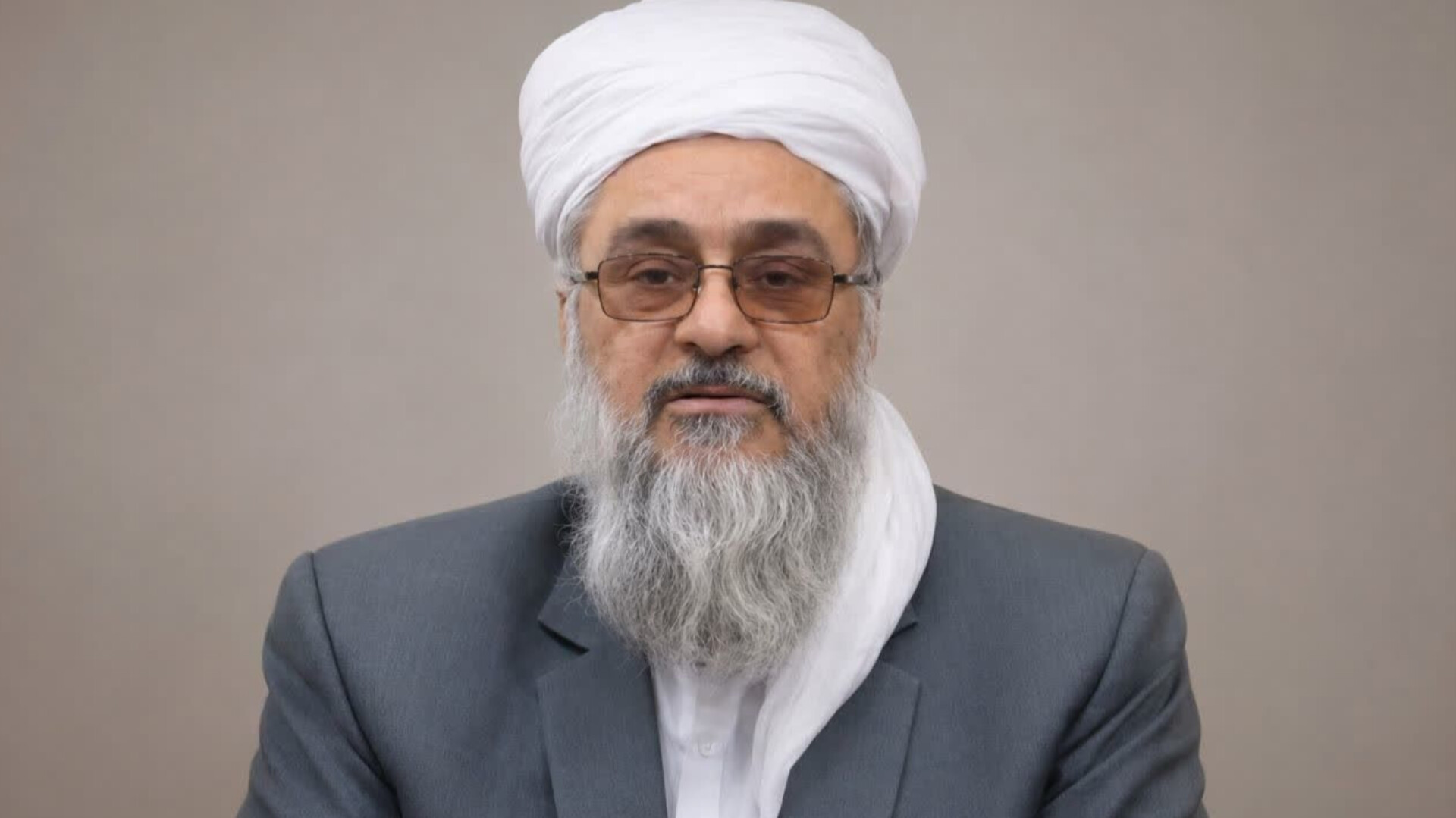 خون شهید گرگیج باید عامل وحدت مردم باشد