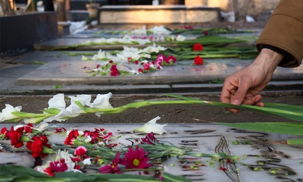 غبارروبی گلزار شهید گمنام بوستان اردیبهشت مشهد