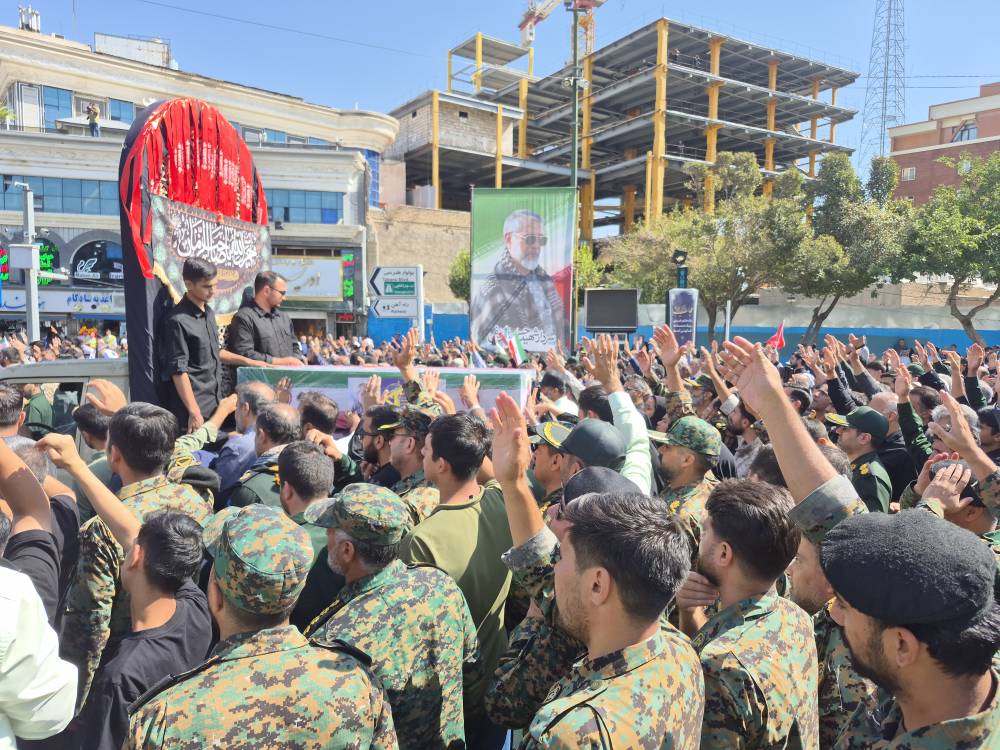 برگزاری تشییع پیکر شهید ظریفی در مشهد