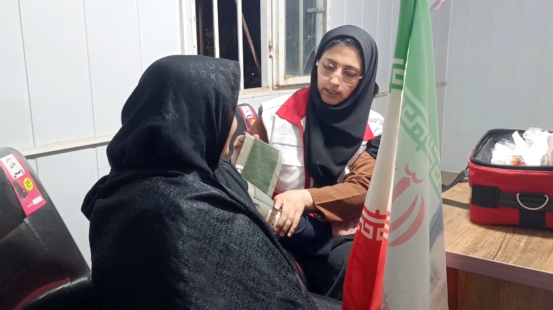 خدمت‌رسانی رایگان کادر درمان در اجتماعات مردمی جوین