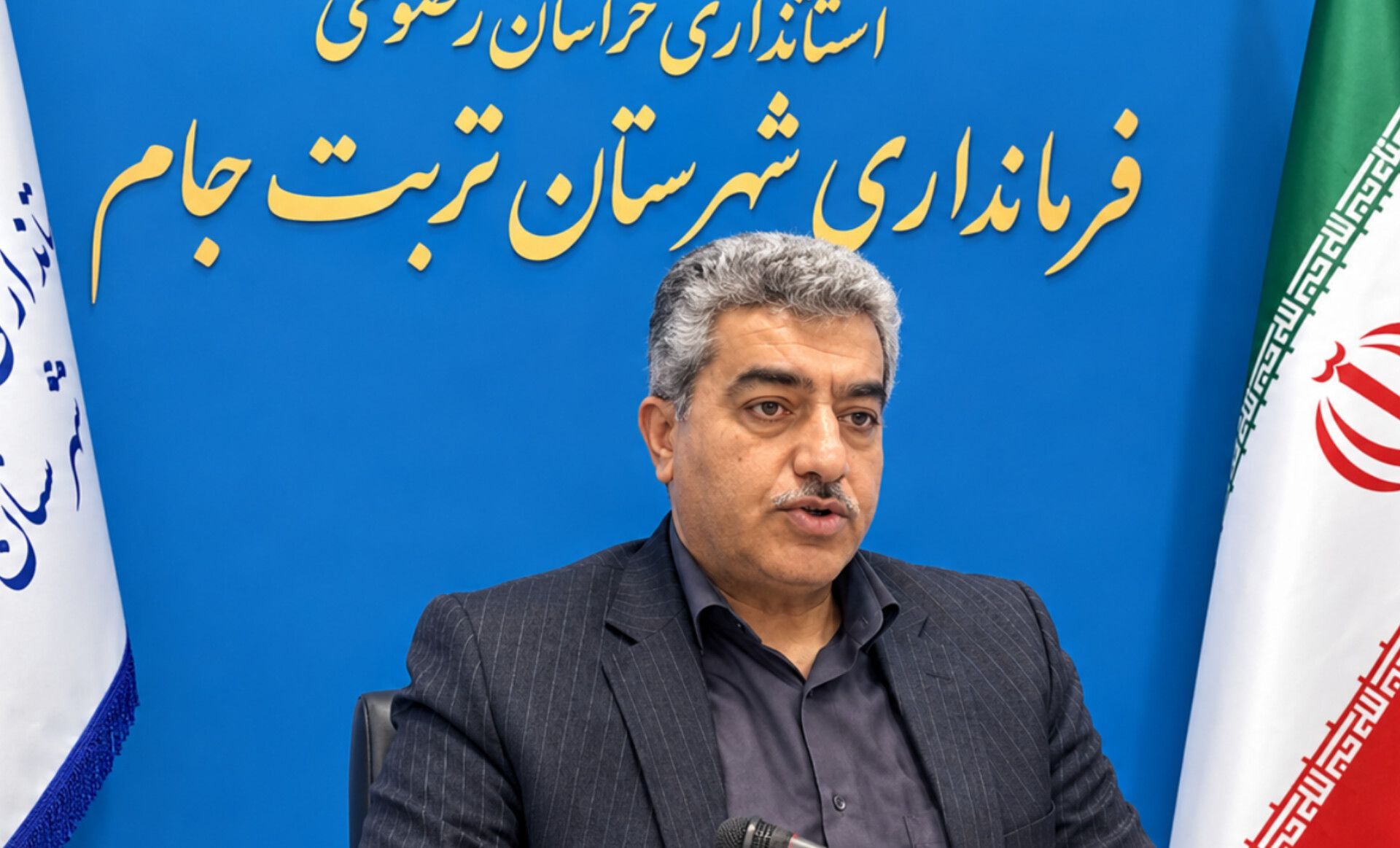 مردم و نخبگان سرمایه‌های اصلی کشور هستند