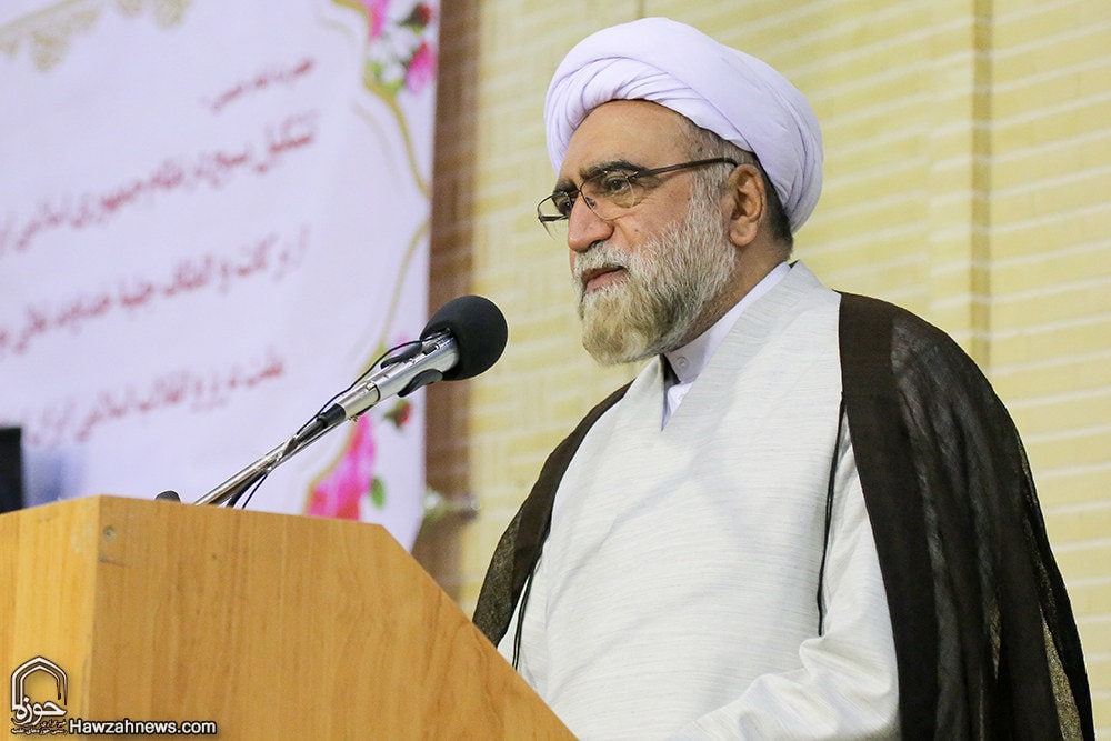 امروز کارخانجات و مراکز تولیدی، سنگر مبارزه و جهاد هستند/ 14 هزار شهید کارگری گواهی از تعهد انقلابی و ملی این قشر است
