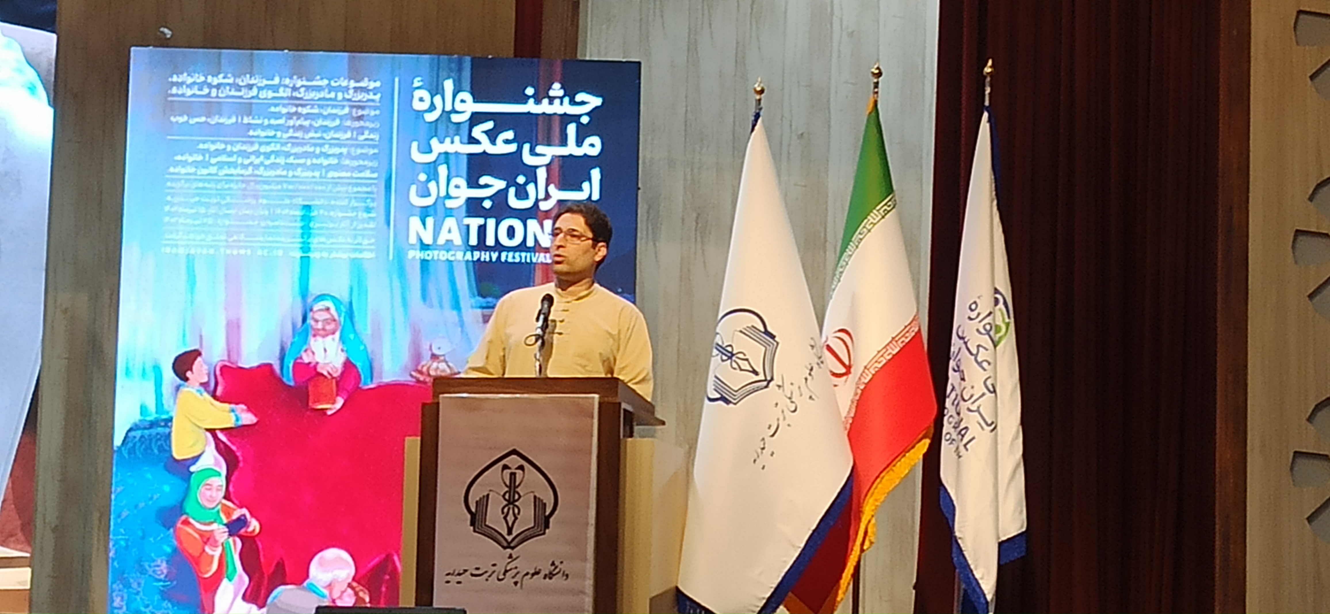 مقاومت فرهنگی ملت ایران نیازمند ابزار هنر است